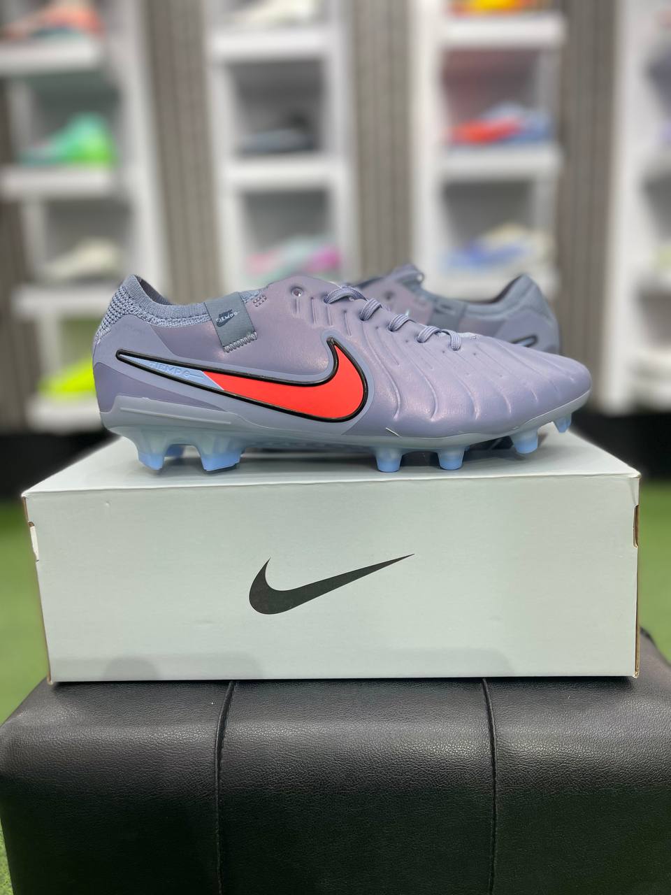 کفش فوتبال نایک تیمپو لجند 10 nike tiempo legend 10