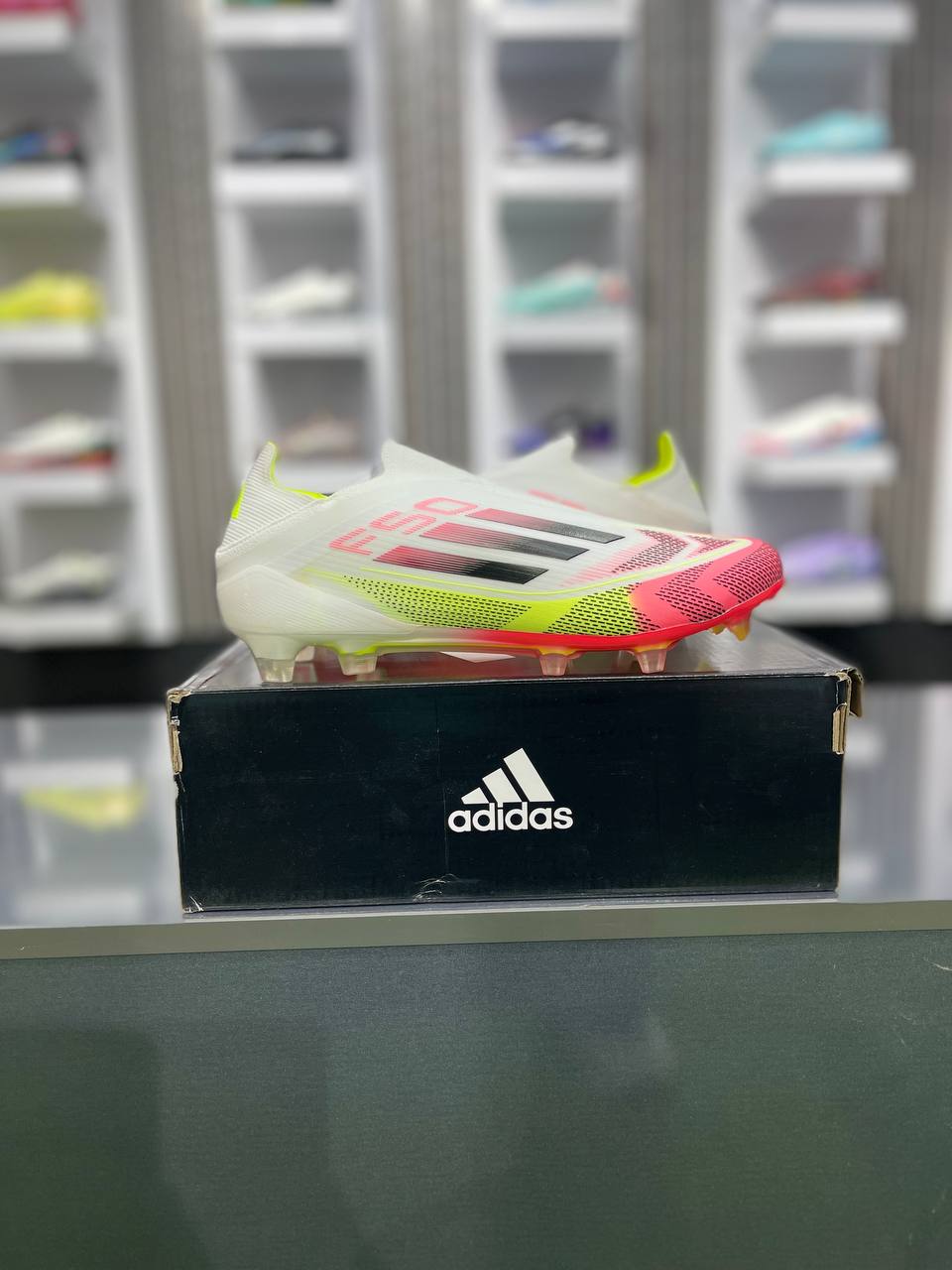 کفش فوتبال Adidas مدل F50 FG