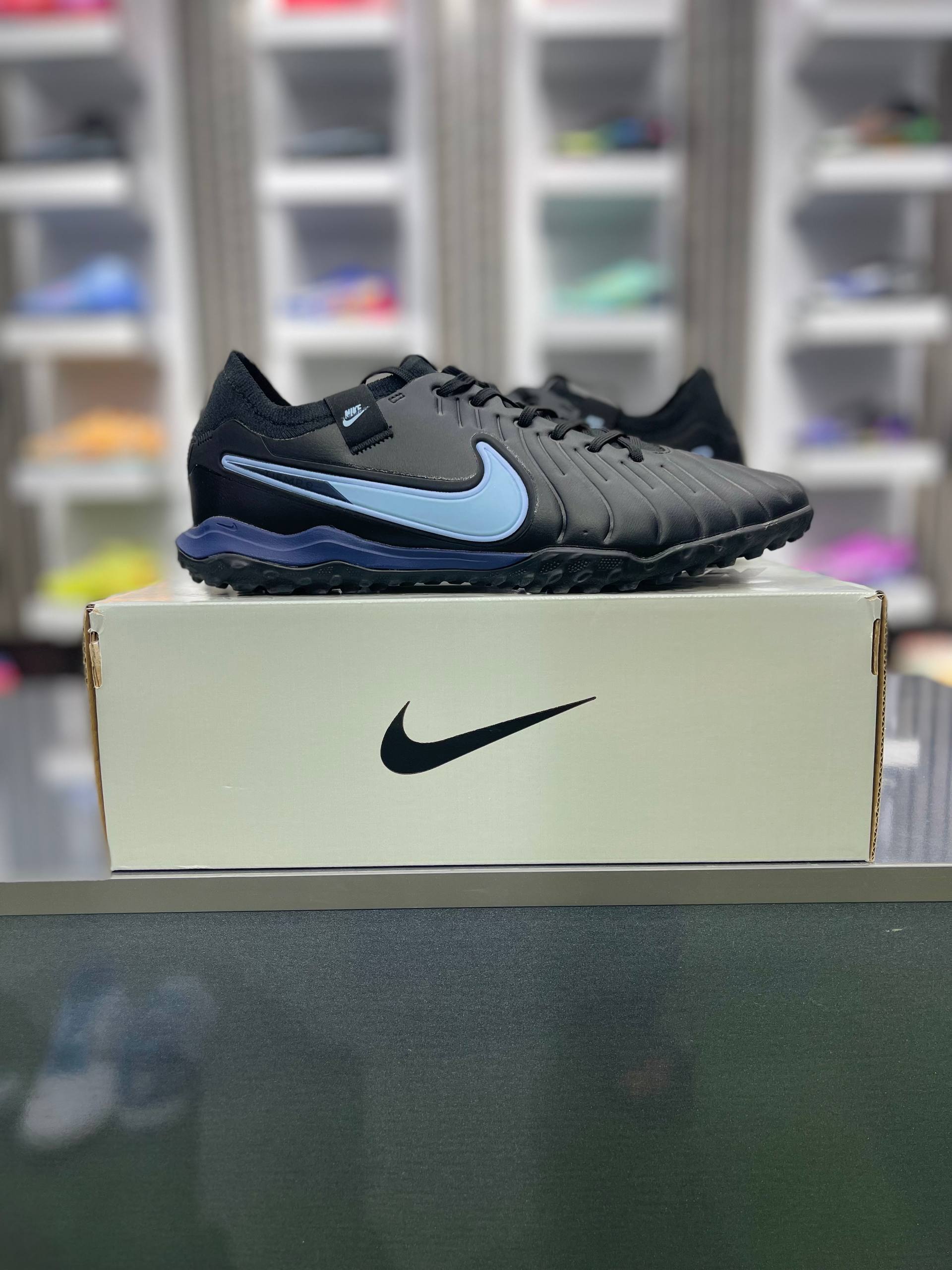کفش فوتبال نایک تیمپو لجند 10 nike tiempo legend 10