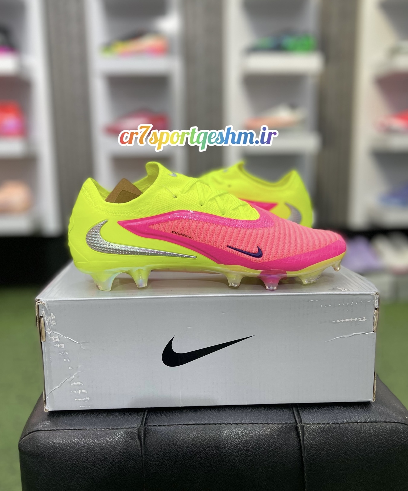 کفش فوتبال نایک فانتوم جی ایکس 3  Nike Phantom GX 3