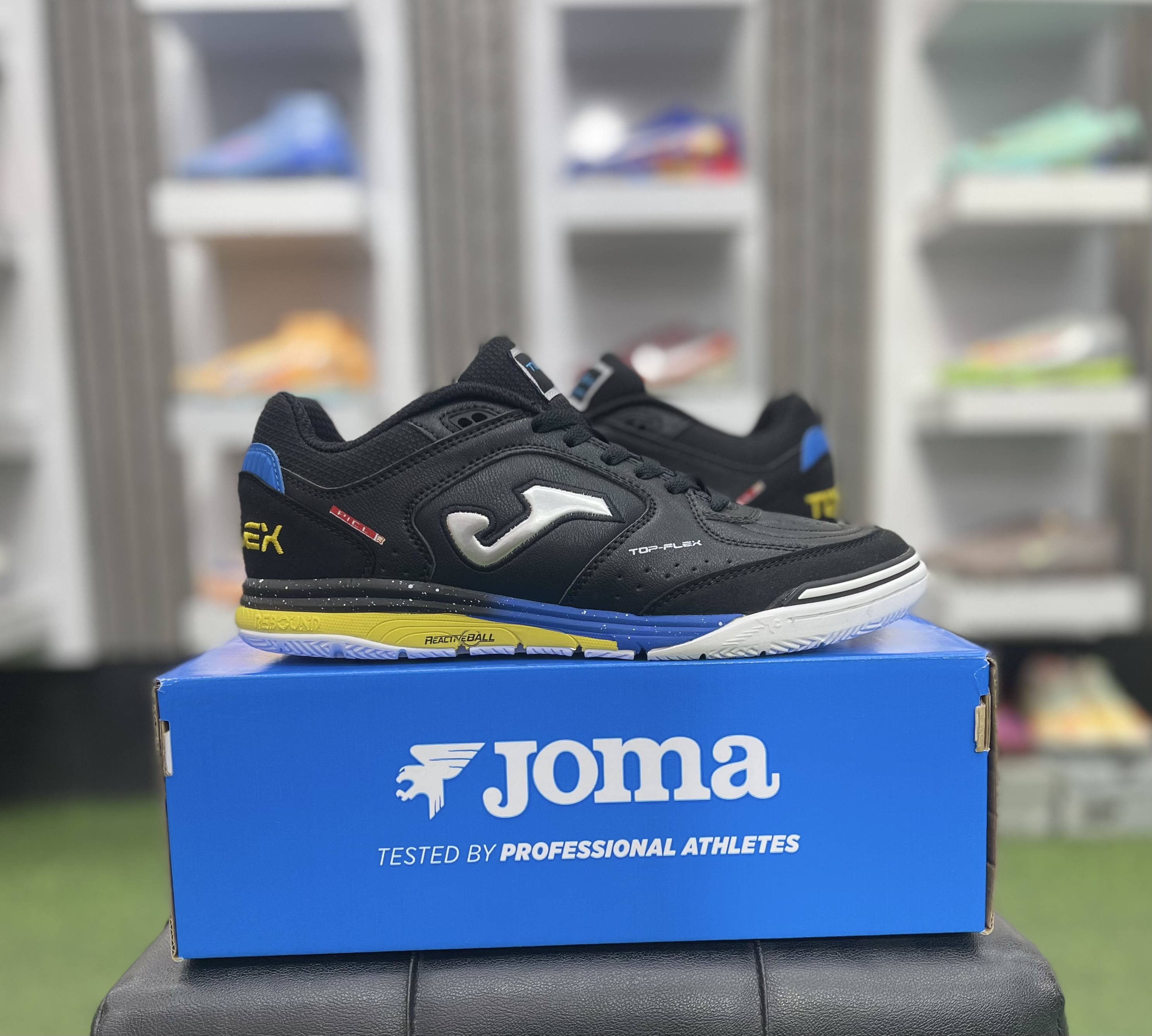 کفش فوتسال جوما تاپ فلکس joma top flex