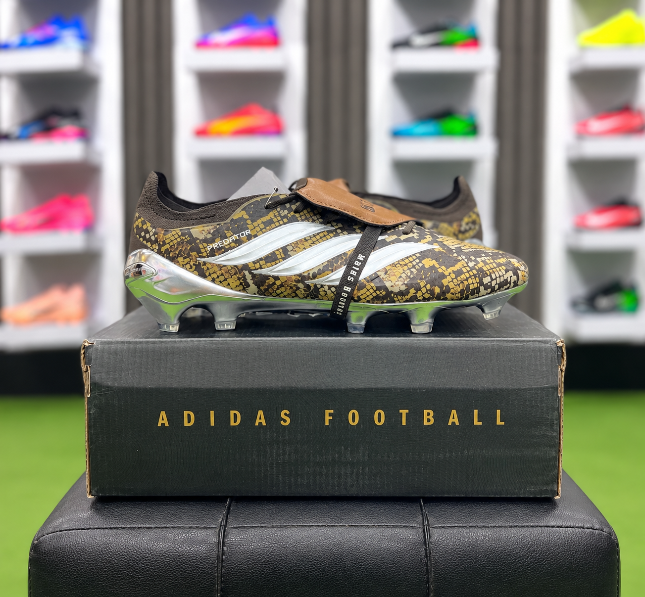 کفش فوتبال مردانه آدیداس پردیتور 2026 الیت   Adidas Predator 2026 Elite FG