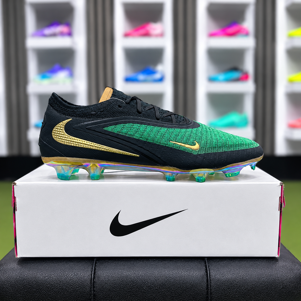 کفش فوتبال مردانه نایک فانتوم جی ایکس 3    Nike Phantom GX 3